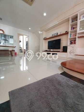 Ready to Use! Luxury House LT 120m2 Desain Modern di Pantai Indah Kapuk Ready to Use! Luxury House LT 120m2 Desain Modern di Pantai Indah Kapuk