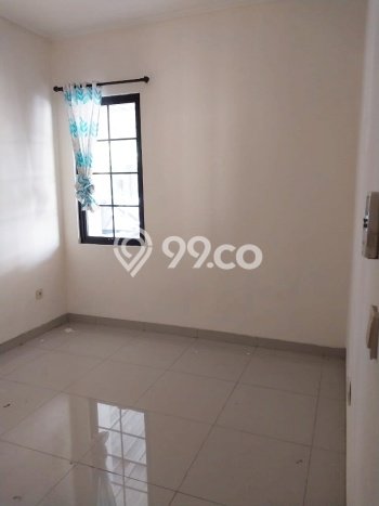 SPECIAL PRICE! Rumah di Green Lake City, 4 KT, Akses Mudah Fasilitas Umum, LT 144m² LB 224m² SPECIAL PRICE! Rumah di Green Lake City, 4 KT, Akses Mudah Fasilitas Umum, LT 144m² LB 224m²