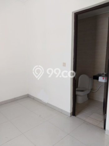 SPECIAL PRICE! Rumah di Green Lake City, 4 KT, Akses Mudah Fasilitas Umum, LT 144m² LB 224m² SPECIAL PRICE! Rumah di Green Lake City, 4 KT, Akses Mudah Fasilitas Umum, LT 144m² LB 224m²