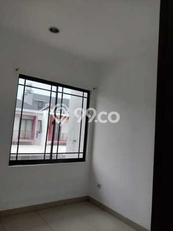 Rumah Luxury Modern Tanpa Renovasi di Green Lake City Jakarta Barat Rumah Luxury Modern Tanpa Renovasi di Green Lake City Jakarta Barat