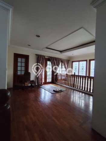 Rumah Luxury Modern Tanpa Renovasi di Mampang Jakarta Selatan Rumah Luxury Modern Tanpa Renovasi di Mampang Jakarta Selatan