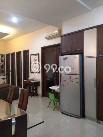 Jual Rumah Mewah Elegan Dengan View Eksklusif di Villa Meruya, Jakarta Barat Jual Rumah Mewah Elegan Dengan View Eksklusif di Villa Meruya, Jakarta Barat