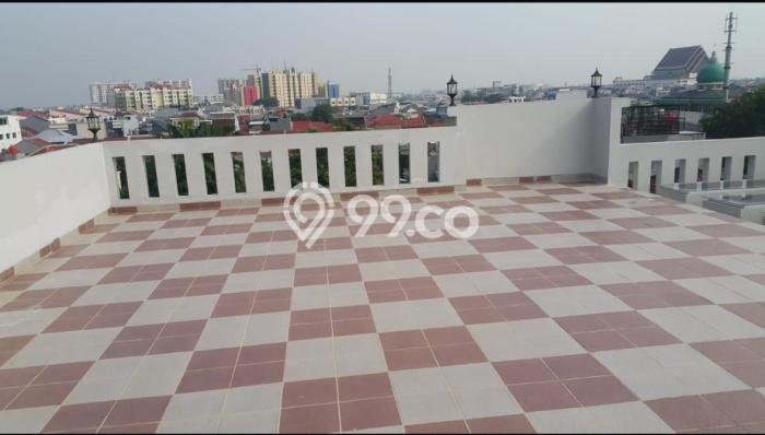 Hunian Elit LB 660m2 Siap Huni Desain Elegan di Taman Surya, Jakarta Barat Hunian Elit LB 660m2 Siap Huni Desain Elegan di Taman Surya, Jakarta Barat