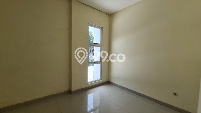 Rumah Mewah LB 158m2 Siap Pakai Desain Elegan di Green Lake City, Jakarta Barat Rumah Mewah LB 158m2 Siap Pakai Desain Elegan di Green Lake City, Jakarta Barat