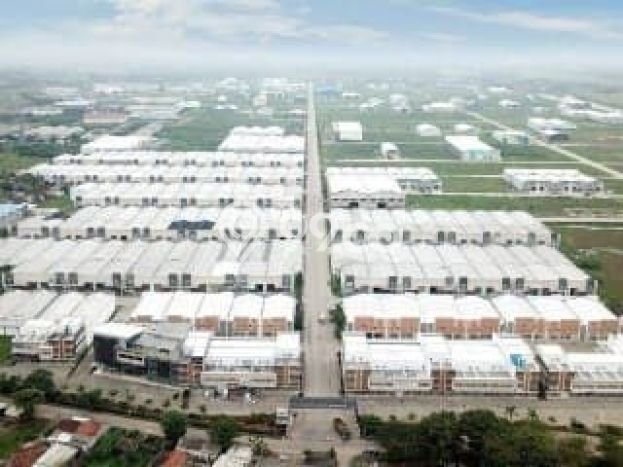 Disewakan Tanah di Teluk Naga Tangerang Seluas 930m2 Disewakan Tanah di Teluk Naga Tangerang Seluas 930m2