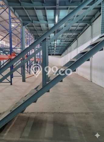 Gudang untuk Disewa di Pusat Jakarta Barat Luas Bangunan 1700m2 Gudang untuk Disewa di Pusat Jakarta Barat Luas Bangunan 1700m2