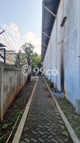 Gudang untuk Disewa di Pusat Jakarta Barat Luas Bangunan 1700m2 Gudang untuk Disewa di Pusat Jakarta Barat Luas Bangunan 1700m2
