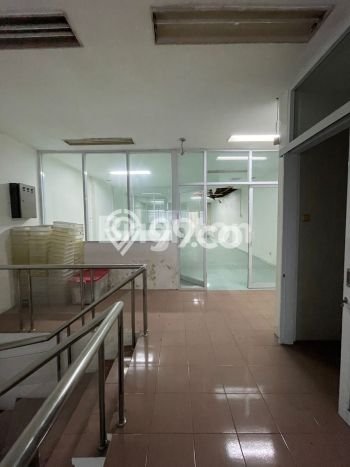 Untuk Dijual! Ruko di Kapasan Surabaya LT 142m2 / LB 450m2 Kawasan Strategis Untuk Dijual! Ruko di Kapasan Surabaya LT 142m2 / LB 450m2 Kawasan Strategis