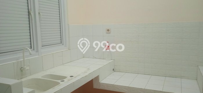 Rumah Sewa Jakarta Barat LT 96m2 LB 80m2 Area Duri Kepa Rumah Sewa Jakarta Barat LT 96m2 LB 80m2 Area Duri Kepa