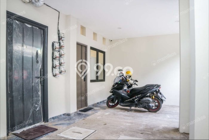Unit Kost Dijual di Jakarta Barat Spesifikasi 51 Kamar Tidur dan Area Strategis Unit Kost Dijual di Jakarta Barat Spesifikasi 51 Kamar Tidur dan Area Strategis