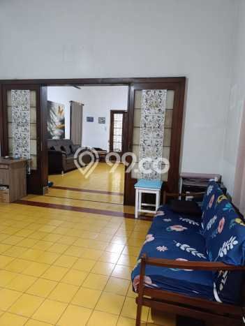 Rumah Elit Modern Tanpa Renovasi di Pegangsaan Jakarta Pusat Rumah Elit Modern Tanpa Renovasi di Pegangsaan Jakarta Pusat