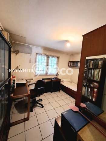 Rumah Siap Huni 5 KT 3 KM di Kebayoran Baru, Jakarta Selatan Rumah Siap Huni 5 KT 3 KM di Kebayoran Baru, Jakarta Selatan