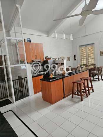Dijual Rumah Mewah Exclusive di Cinere, Depok Dijual Rumah Mewah Exclusive di Cinere, Depok