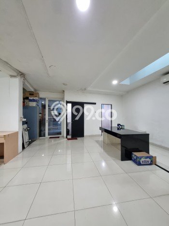 Hunian Eksklusif Siap Huni LT 1165m2 di Kebayoran Baru, Jakarta Selatan Hunian Eksklusif Siap Huni LT 1165m2 di Kebayoran Baru, Jakarta Selatan