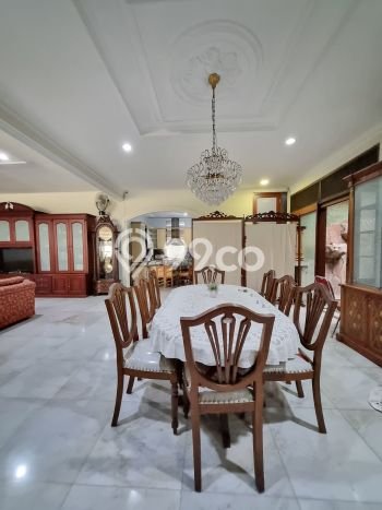 For Sale! Luxury House LT 817m2 Desain Elegan di Cipinang Melayu For Sale! Luxury House LT 817m2 Desain Elegan di Cipinang Melayu