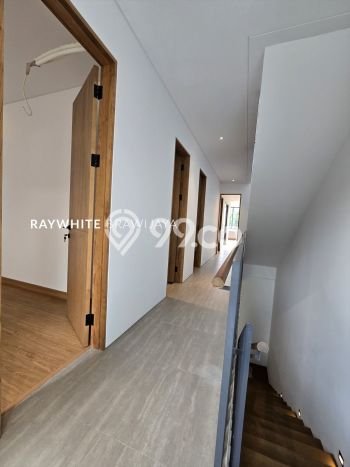 For Sale! Premium House LT 177m2 Desain Modern di Kemang For Sale! Premium House LT 177m2 Desain Modern di Kemang