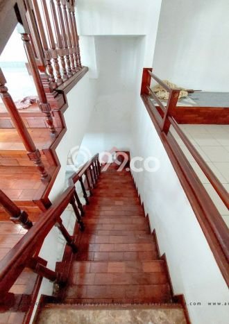 Rumah area Cilandak, Jakarta Selatan, LT 261m² Bangunan 350m² - INVESTASI TERBAIK! Rumah area Cilandak, Jakarta Selatan, LT 261m² Bangunan 350m² - INVESTASI TERBAIK!