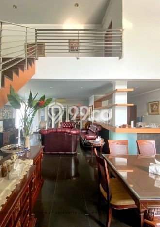 Rumah Siap Huni LT 376m² / LB 700m² di Lokasi Strategis Pakubuwono, Jakarta Selatan Rumah Siap Huni LT 376m² / LB 700m² di Lokasi Strategis Pakubuwono, Jakarta Selatan
