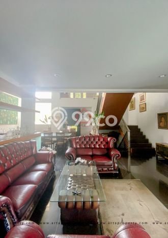 Rumah Siap Huni LT 376m² / LB 700m² di Lokasi Strategis Pakubuwono, Jakarta Selatan Rumah Siap Huni LT 376m² / LB 700m² di Lokasi Strategis Pakubuwono, Jakarta Selatan