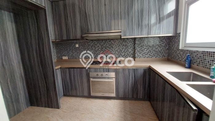 For Sale Rumah Elit Exclusive di Menteng, Jakarta Pusat For Sale Rumah Elit Exclusive di Menteng, Jakarta Pusat