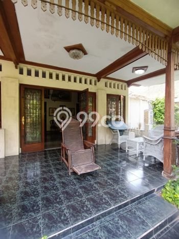 Siap Huni Hunian Elit 5 Kamar di Menteng Dekat ke Mana Pun Siap Huni Hunian Elit 5 Kamar di Menteng Dekat ke Mana Pun
