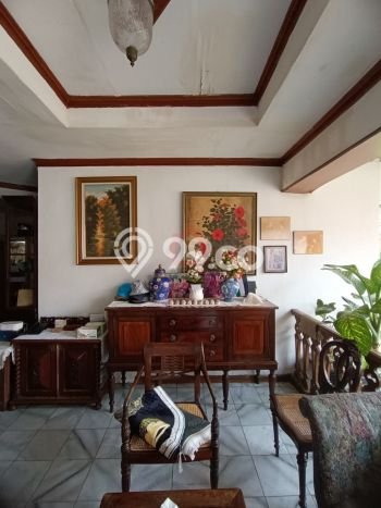 Siap Huni Hunian Elit 5 Kamar di Menteng Dekat ke Mana Pun Siap Huni Hunian Elit 5 Kamar di Menteng Dekat ke Mana Pun