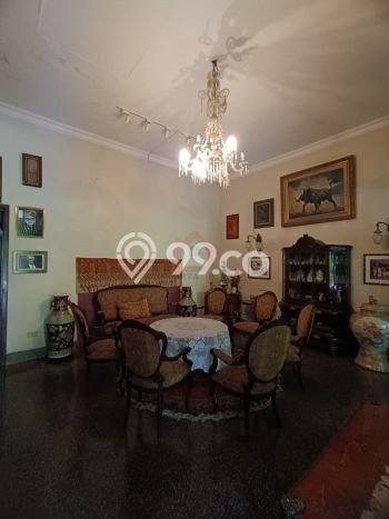 Siap Huni Hunian Elit 5 Kamar di Menteng Dekat ke Mana Pun Siap Huni Hunian Elit 5 Kamar di Menteng Dekat ke Mana Pun