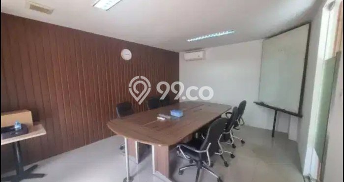 Unit Ruko Dijual di Jakarta Selatan LT 202m2 & LB 592m2 Unit Ruko Dijual di Jakarta Selatan LT 202m2 & LB 592m2