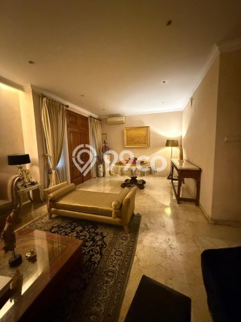 Rumah Luxury Modern Tanpa Renovasi di Senopati Jakarta Selatan Rumah Luxury Modern Tanpa Renovasi di Senopati Jakarta Selatan