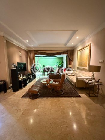 Rumah Luxury Modern Tanpa Renovasi di Senopati Jakarta Selatan Rumah Luxury Modern Tanpa Renovasi di Senopati Jakarta Selatan