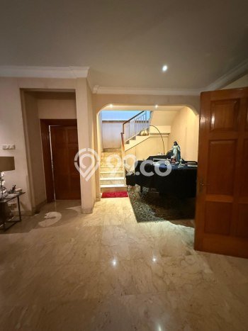 Rumah Luxury Modern Tanpa Renovasi di Senopati Jakarta Selatan Rumah Luxury Modern Tanpa Renovasi di Senopati Jakarta Selatan