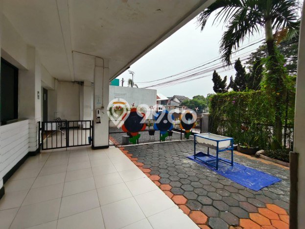 Jual Kantor Kawasan Strategis di Bintaro, Luas 900m², Jalan Raya Jual Kantor Kawasan Strategis di Bintaro, Luas 900m², Jalan Raya
