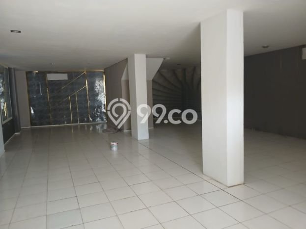 Ruko Disewa di Kebayoran Baru, Jakarta Selatan, LT 105m2 / LB 315m2 Ruko Disewa di Kebayoran Baru, Jakarta Selatan, LT 105m2 / LB 315m2