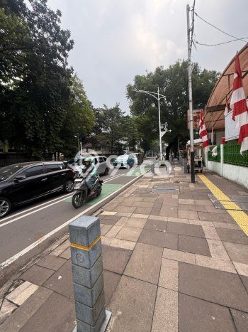 Rumah Luxury Modern Tanpa Renovasi di Senopati Jakarta Selatan Rumah Luxury Modern Tanpa Renovasi di Senopati Jakarta Selatan