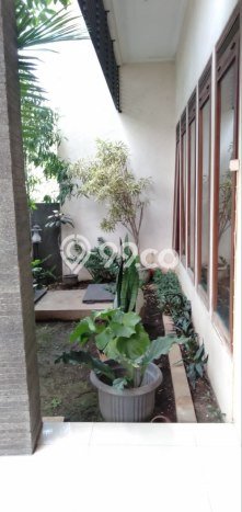 Dijual Rumah 6 Kamar Lokasi Ideal Nyaman dan Strategis di Arcamanik Dijual Rumah 6 Kamar Lokasi Ideal Nyaman dan Strategis di Arcamanik