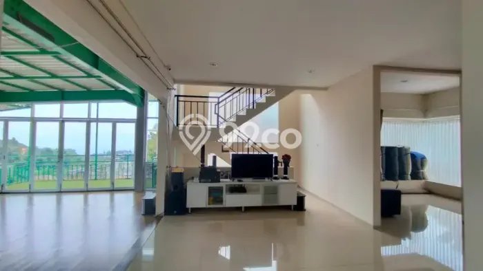 Hunian Eksklusif Dijual LT 320m2 di Coblong, Bandung Hunian Eksklusif Dijual LT 320m2 di Coblong, Bandung