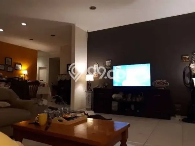 Hunian Mewah LB 185m2 Siap Pakai Desain Elegan di Turangga, Bandung Hunian Mewah LB 185m2 Siap Pakai Desain Elegan di Turangga, Bandung