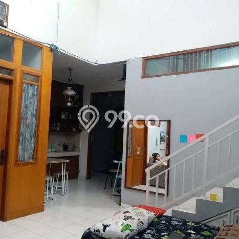 Dijual Rumah 4 Kamar Lokasi Ideal Bagus dan Strategis di Antapani Dijual Rumah 4 Kamar Lokasi Ideal Bagus dan Strategis di Antapani