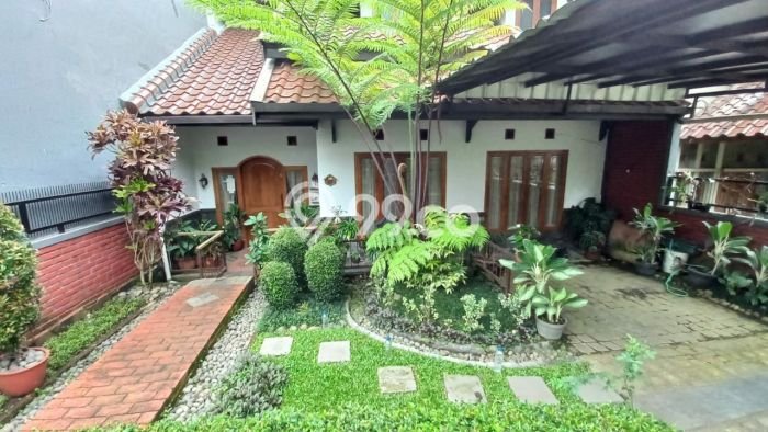 Jual Rumah Modern 5 KT di Dago Pakar, Bandung Jual Rumah Modern 5 KT di Dago Pakar, Bandung