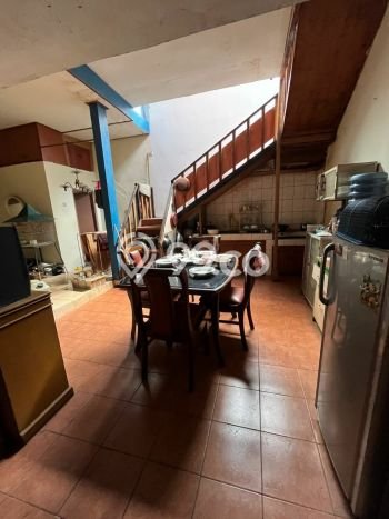 Jual Rumah Strategis Bagus Punya 2 KT di Antapani Bandung SHM Jual Rumah Strategis Bagus Punya 2 KT di Antapani Bandung SHM