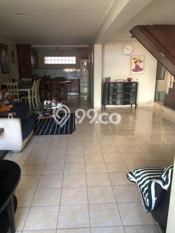 Dijual Hunian Rumah Terawat 4 Kamar di Turangga, Bandung Dijual Hunian Rumah Terawat 4 Kamar di Turangga, Bandung