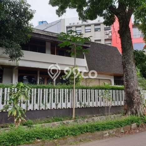 For Sale! Luxury House LT 728m2 Desain Elegan di Sayap Dago For Sale! Luxury House LT 728m2 Desain Elegan di Sayap Dago