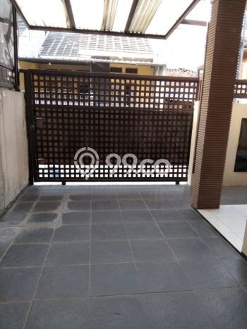 Rumah Minimalis 4 KT LT 100m2 di Soekarno Hatta Rumah Minimalis 4 KT LT 100m2 di Soekarno Hatta