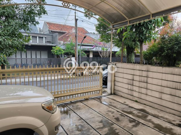 For Sale! Luxury House LT 414m2 Desain Elegan di Riau For Sale! Luxury House LT 414m2 Desain Elegan di Riau