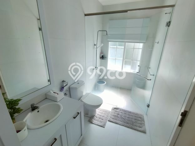Rumah di Geger Kalong, Bandung, Luas 288m² Bangunan 400m² - SEGERA MILIKI! Rumah di Geger Kalong, Bandung, Luas 288m² Bangunan 400m² - SEGERA MILIKI!