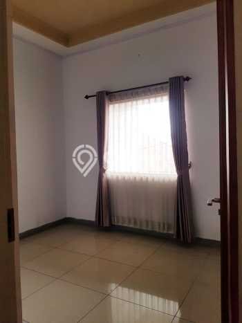 Rumah 3 KT 2 KM di Kawasan Turangga, Bandung Rumah 3 KT 2 KM di Kawasan Turangga, Bandung