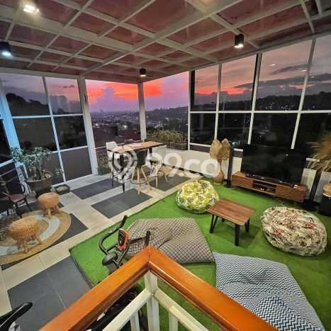 Rumah di Arcamanik, Bandung, LT 121m² Bangunan 174m² Rumah di Arcamanik, Bandung, LT 121m² Bangunan 174m²
