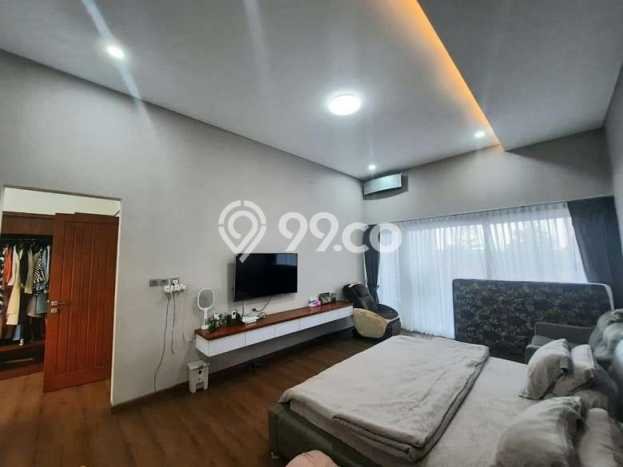 JUAL CEPAT! Rumah Ready Stock Lokasi Premium Buah Batu, Luas 320m² LB 580m² JUAL CEPAT! Rumah Ready Stock Lokasi Premium Buah Batu, Luas 320m² LB 580m²