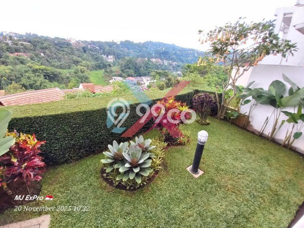 Rumah Luxury Modern Tanpa Renovasi di Resor Dago Pakar Bandung Rumah Luxury Modern Tanpa Renovasi di Resor Dago Pakar Bandung
