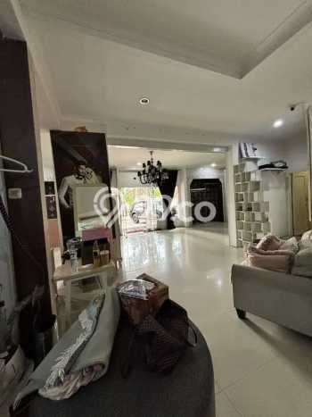 HUNIAN PILIHAN! Rumah di Turangga, Luas 170m² Bangunan 250m² HUNIAN PILIHAN! Rumah di Turangga, Luas 170m² Bangunan 250m²